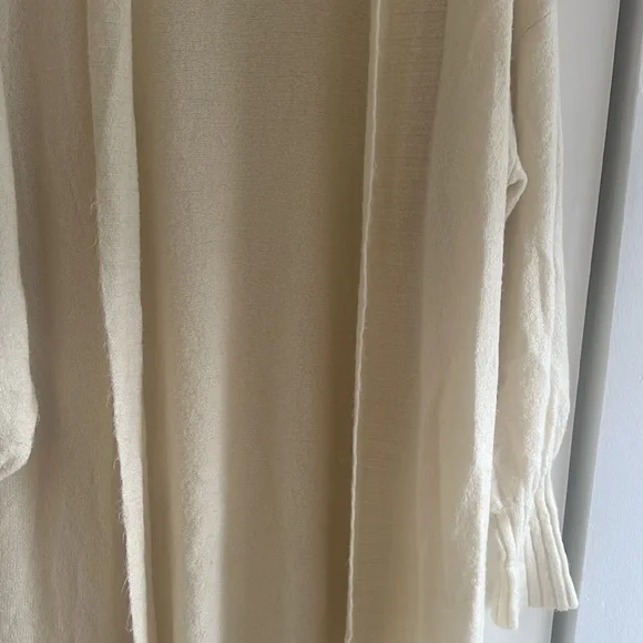 AFRM cream long cardigan - Picture 8 of 15